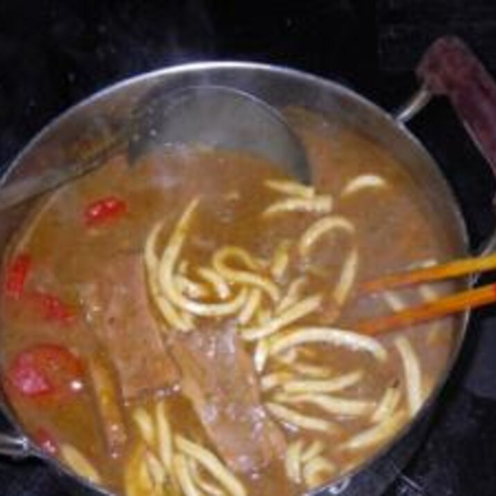 一人暮らしの残ったカレーで当たり前のカレーうどん